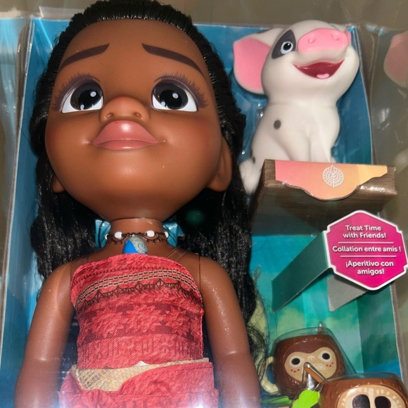 Disney PrincessTreat Time with Moana and Pua - Picture 3 of 7